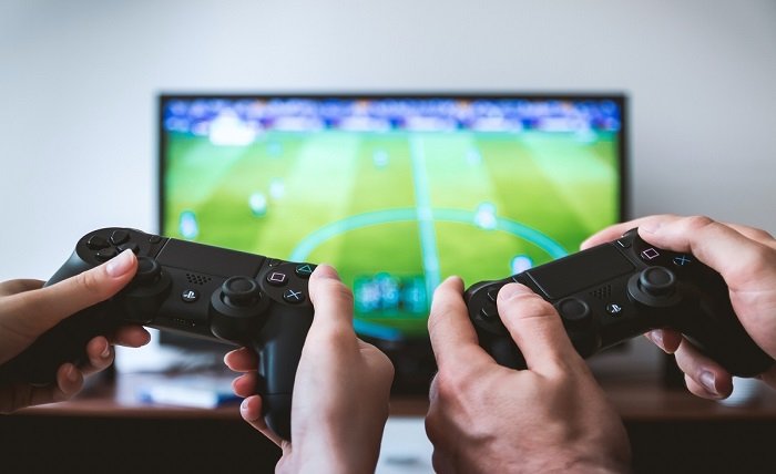 Multiplayer Online